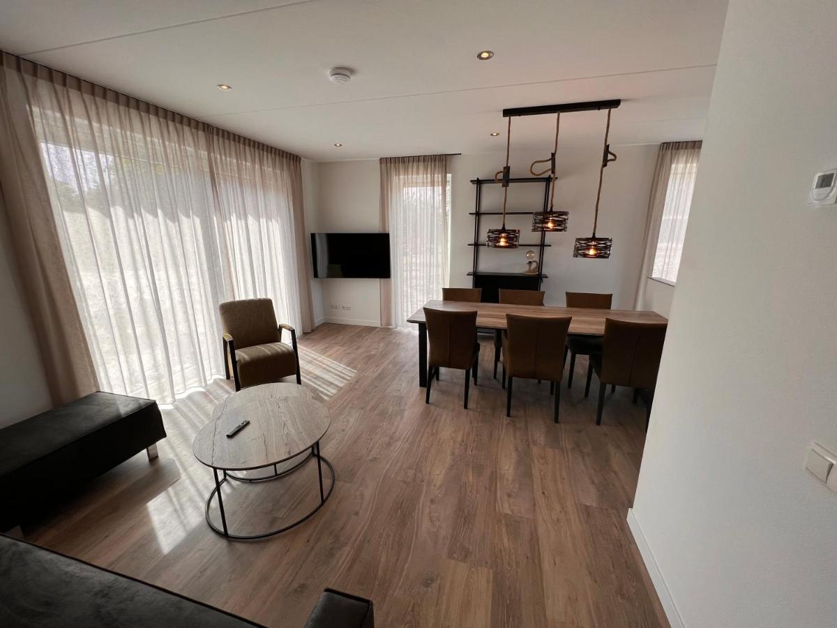 Luxe Villa Op Vakantiepark De Koorn-Aar Den Burg Exteriör bild